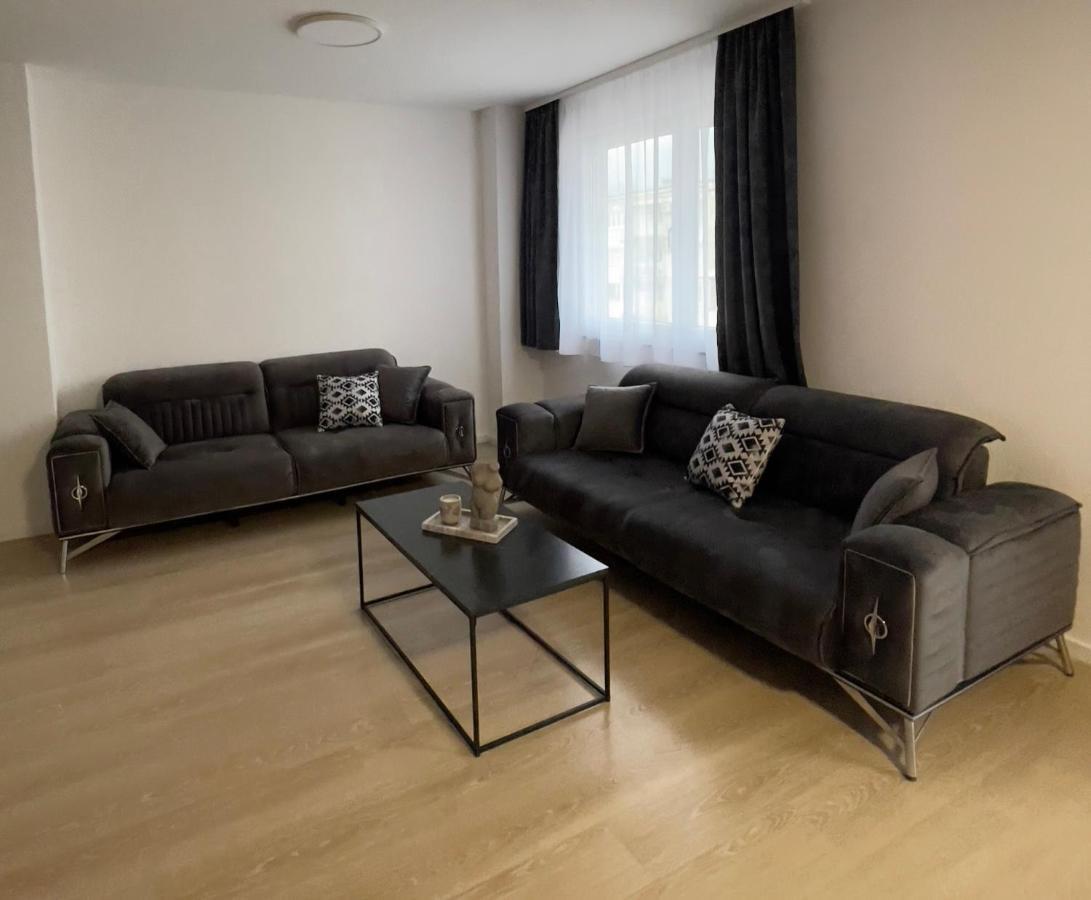 Apartman Lux Lejlighed Zepce Eksteriør billede